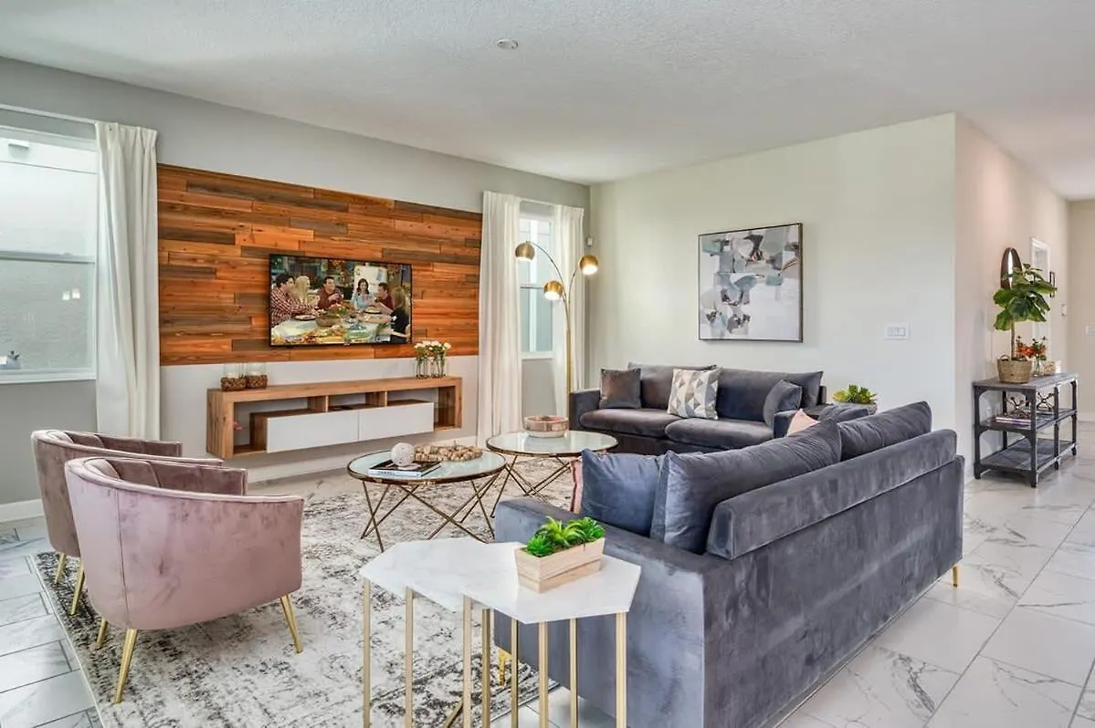 Chic Luxury Decor Prime Location Game Bliss
