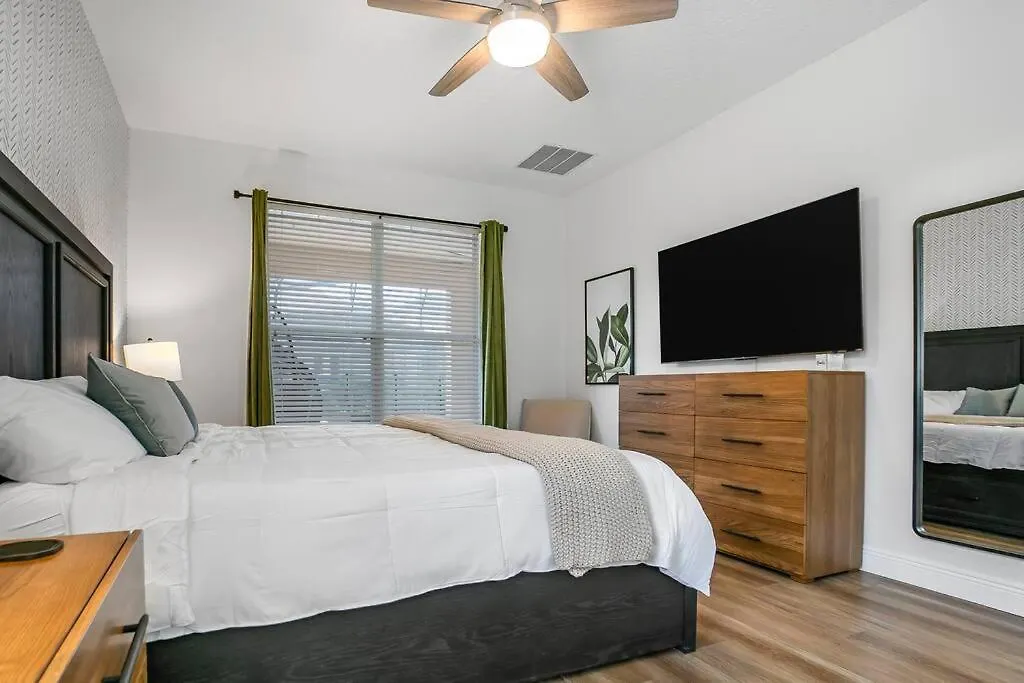 Pineapple Harbor Holiday home