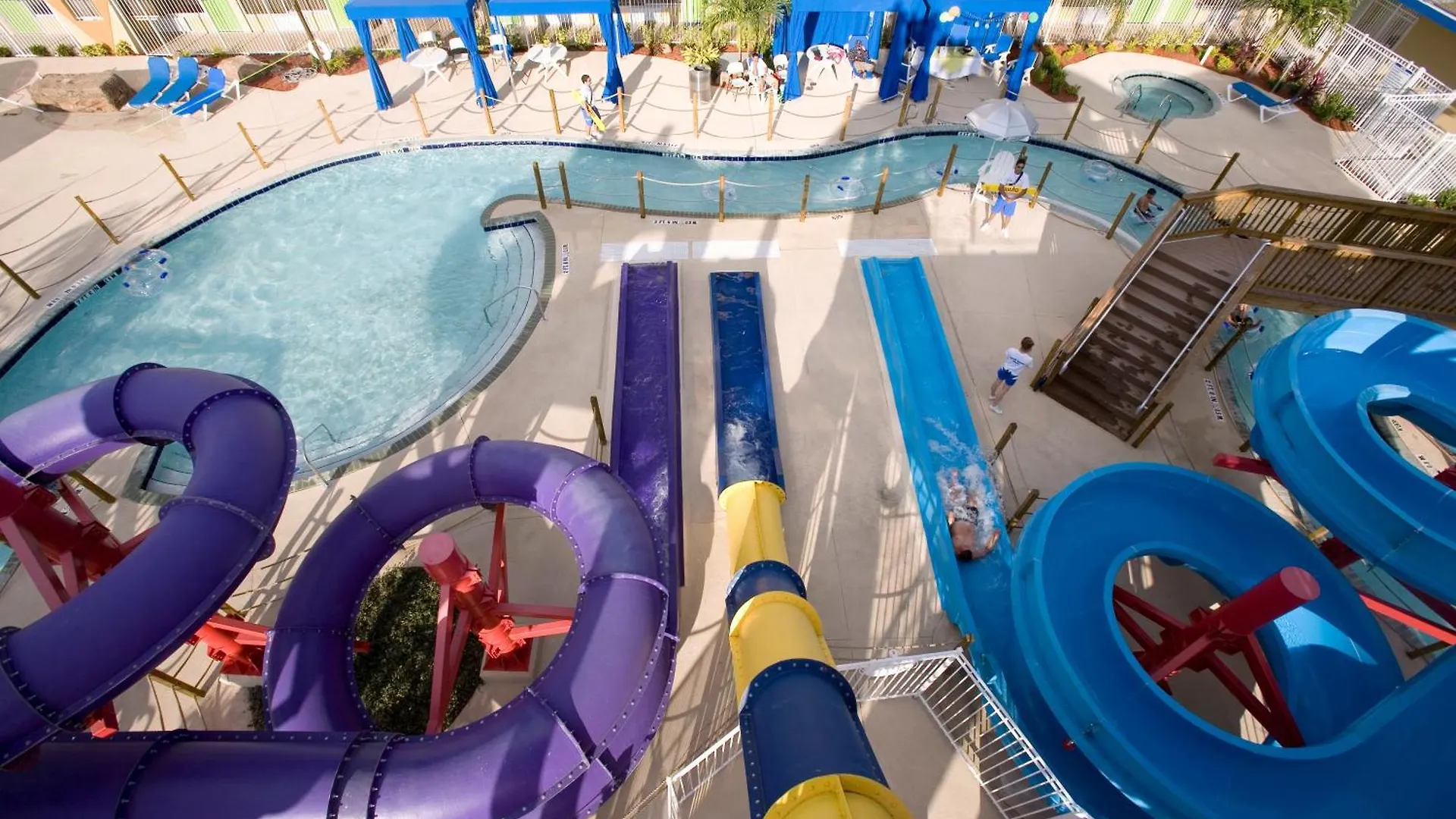 Hotel Ramada By Wyndham Flamingo Water Park Kissimmee