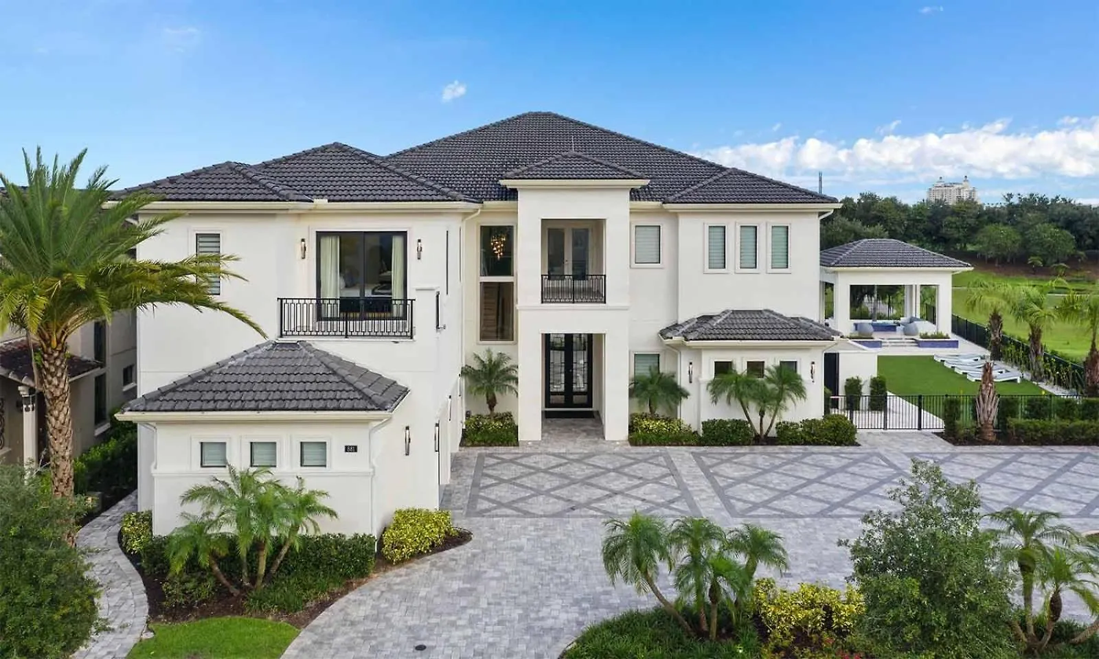Luxurious 9 Bdrm Estate With Golf Simulator And Entertainment Loft At Reunion