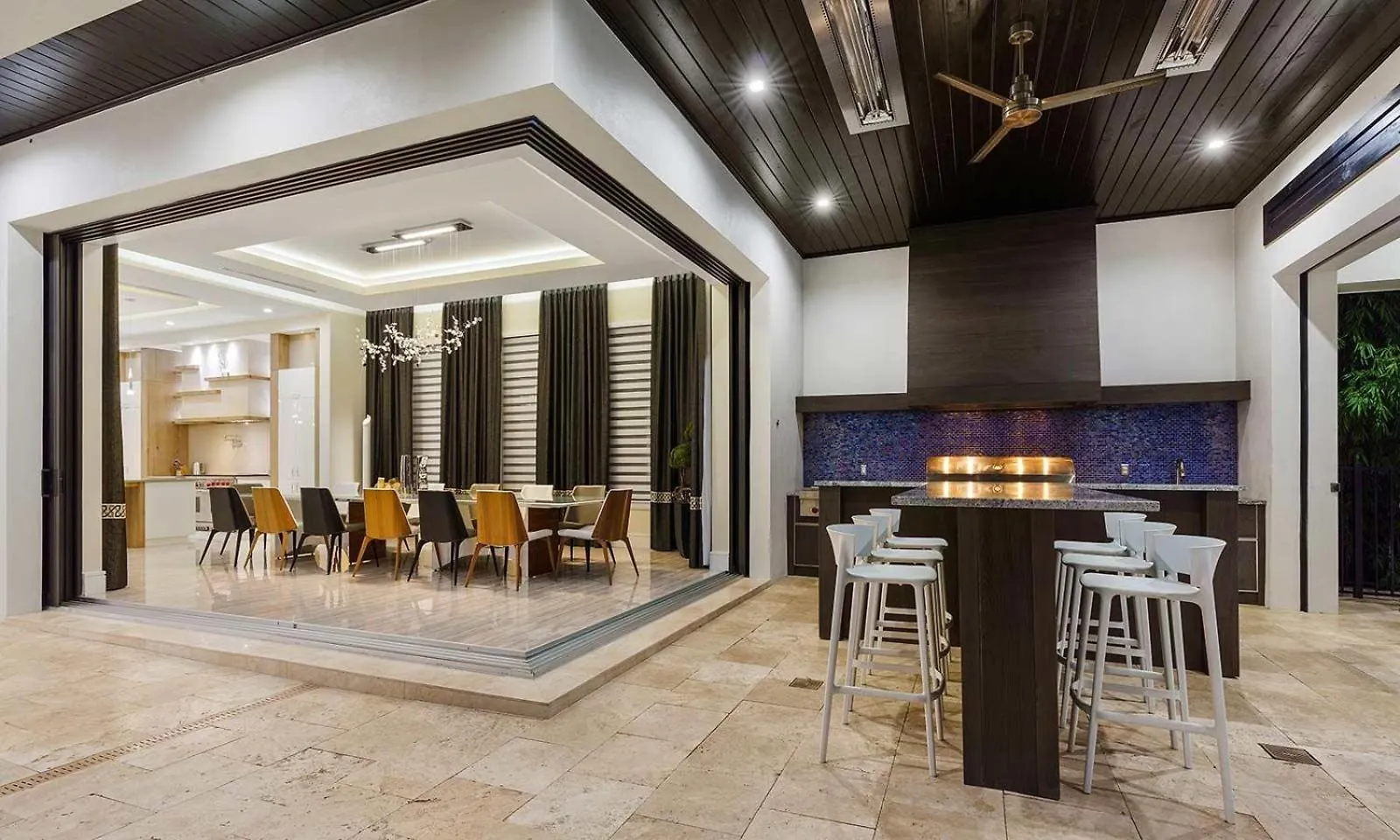 Luxurious 9 Bdrm Estate With Golf Simulator And Entertainment Loft At Reunion Kissimmee