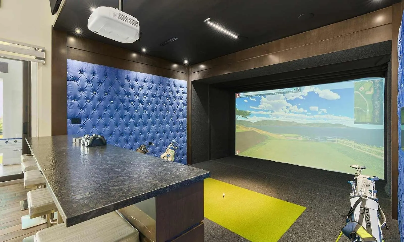 Luxurious 9 Bdrm Estate With Golf Simulator And Entertainment Loft At Reunion