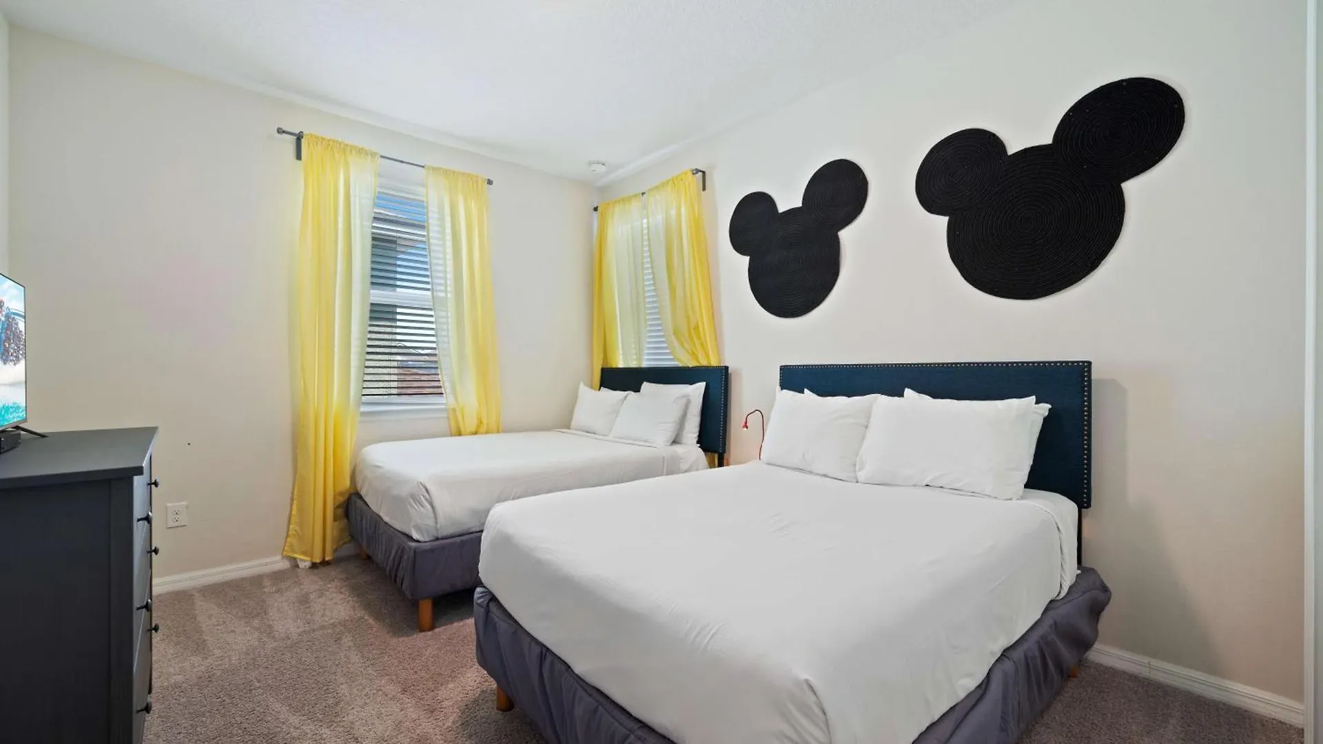 Pool Wfree Access Great Reviews Holiday home