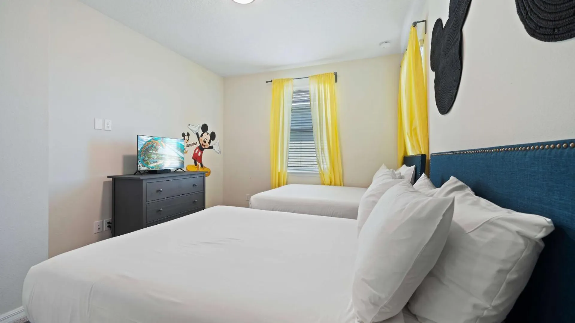 Pool Wfree Access Great Reviews Holiday home *