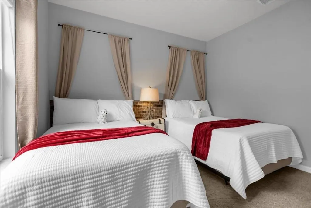 3 Bedroom- 2 Bathroom- Lucaya Village 13-107lv Kissimmee