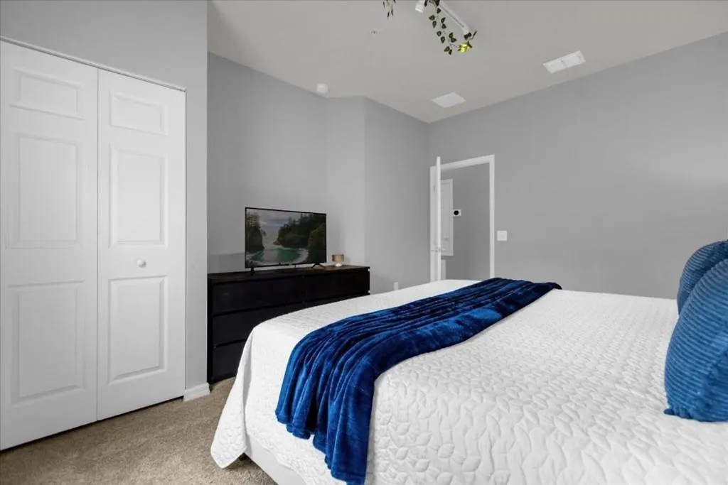 3 Bedroom- 2 Bathroom- Lucaya Village 13-107lv Holiday home Kissimmee
