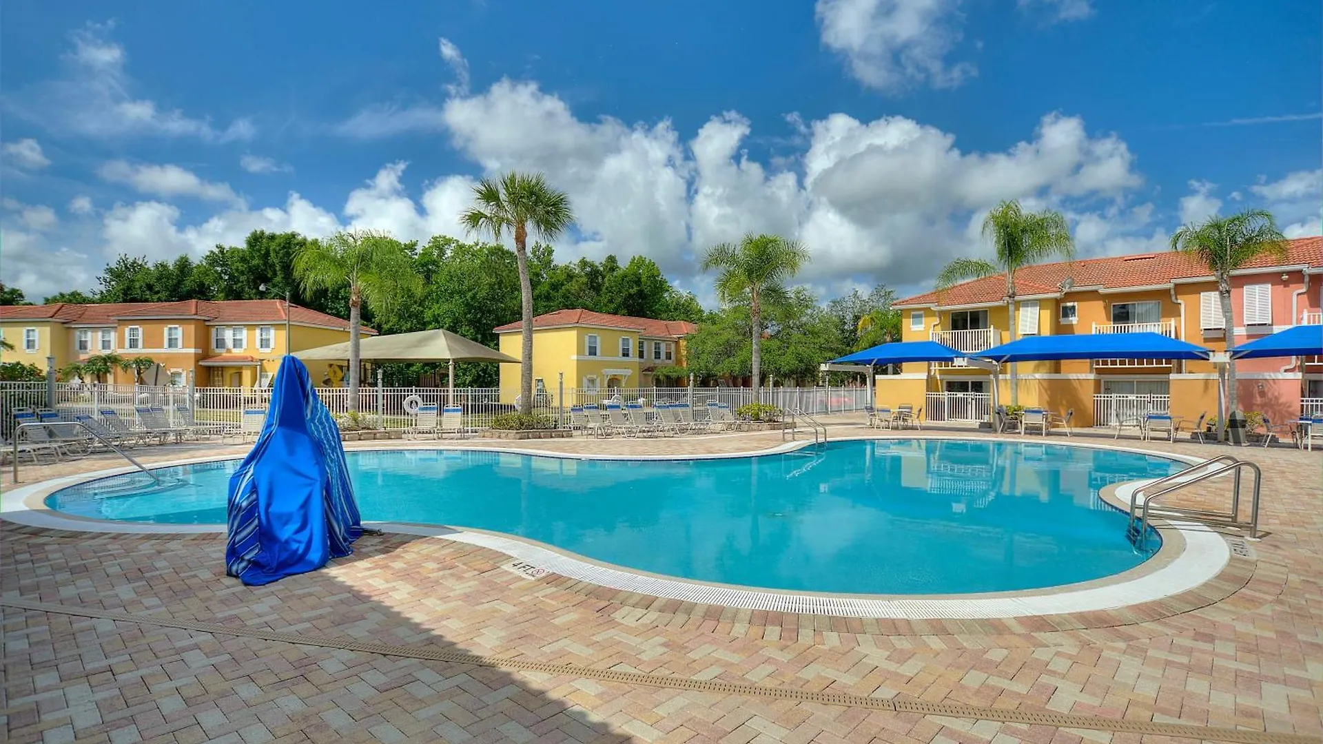 Allure - Sleeps 8 - 3 Bdm -