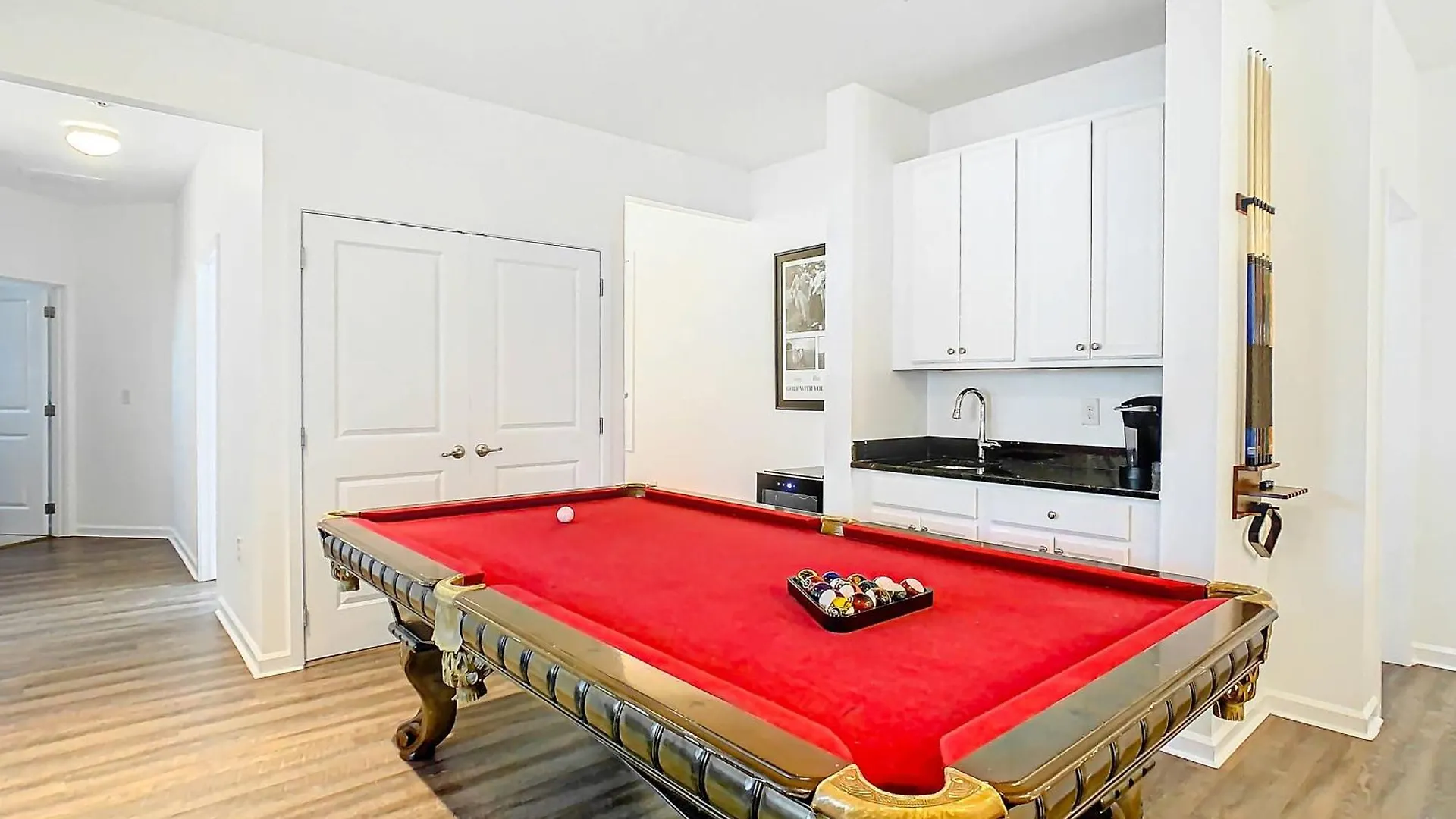 Experience 12-bed Vacation Haven Bv368