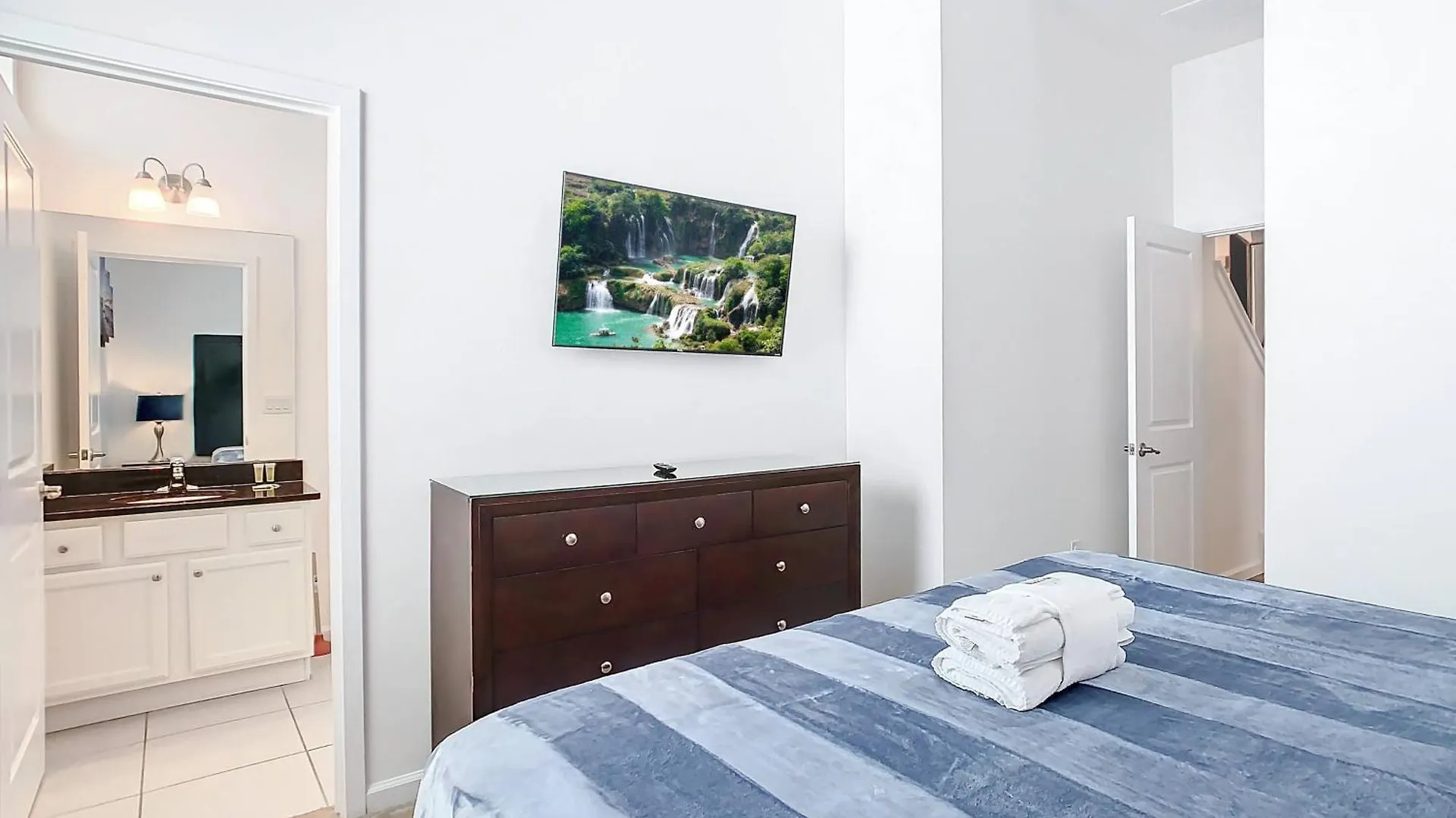 Experience 12-bed Vacation Haven Bv368 Holiday home *