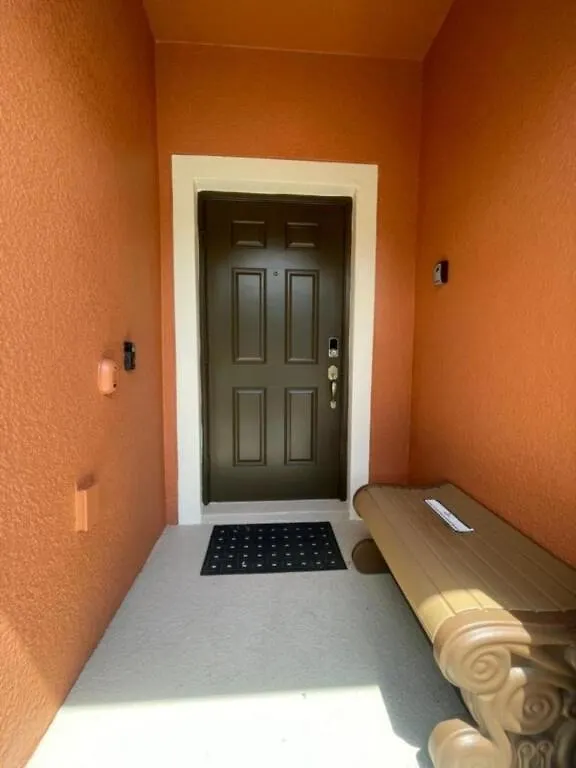 Holiday home Amazing 4 Bedroom 3 Bath At Paradise Palm Four Corners