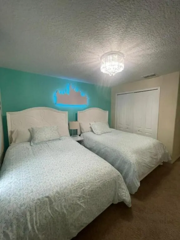 Amazing 4 Bedroom 3 Bath At Paradise Palm Holiday home Four Corners