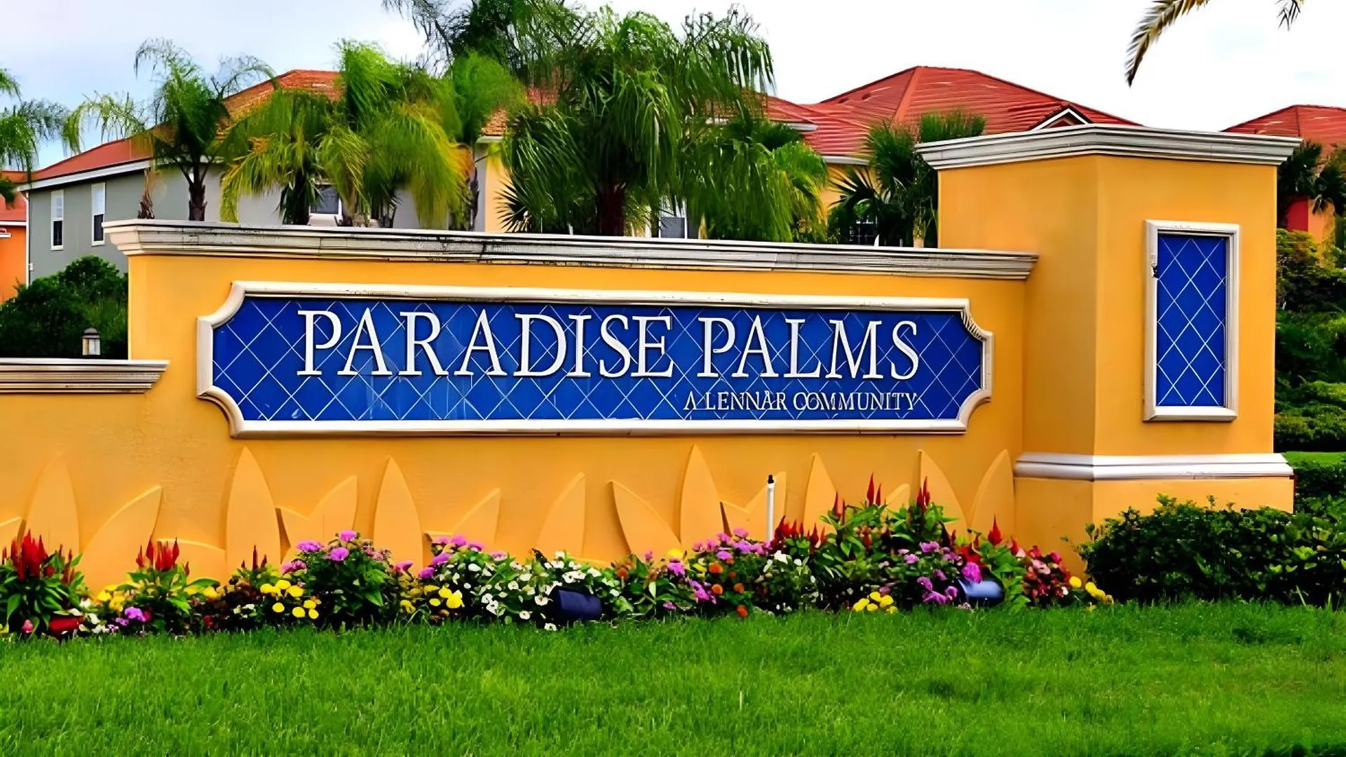 Amazing 4 Bedroom 3 Bath At Paradise Palm Holiday home *