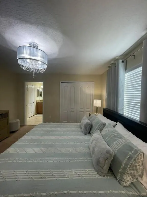Amazing 4 Bedroom 3 Bath At Paradise Palm * Four Corners