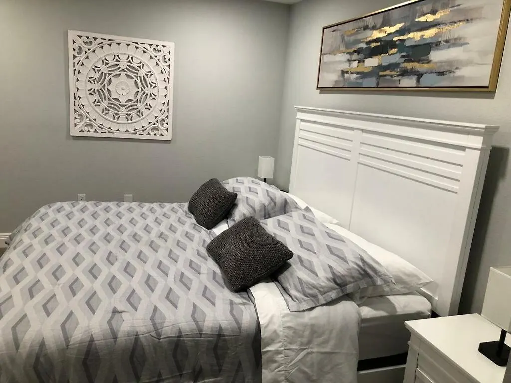 アパート Cozy Near With 3 Bedrooms キシミー