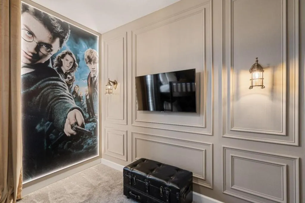 6 Bedrooms- 5 Bathrooms- Champions Gate 8935 Tw *
