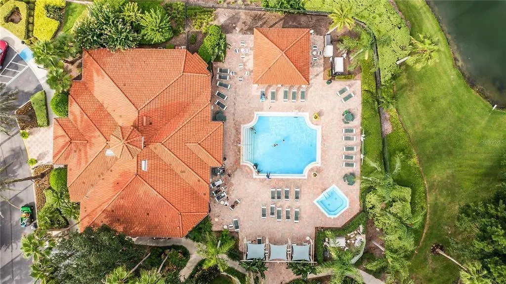 4 Bedrooms- 3 Bathrooms- Emerald Island 2735 Lk Holiday home *