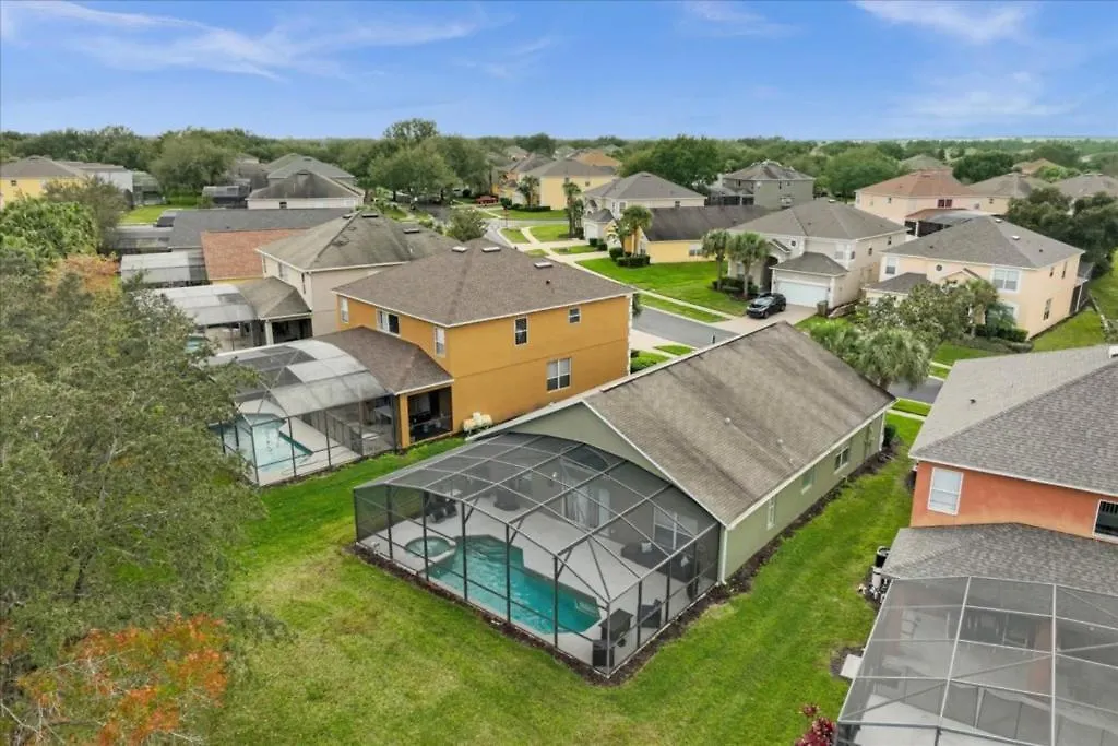 4 Bedrooms- 3 Bathrooms- Emerald Island 2735 Lk * Kissimmee