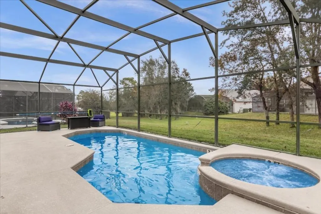 4 Bedrooms- 3 Bathrooms- Emerald Island 2735 Lk *