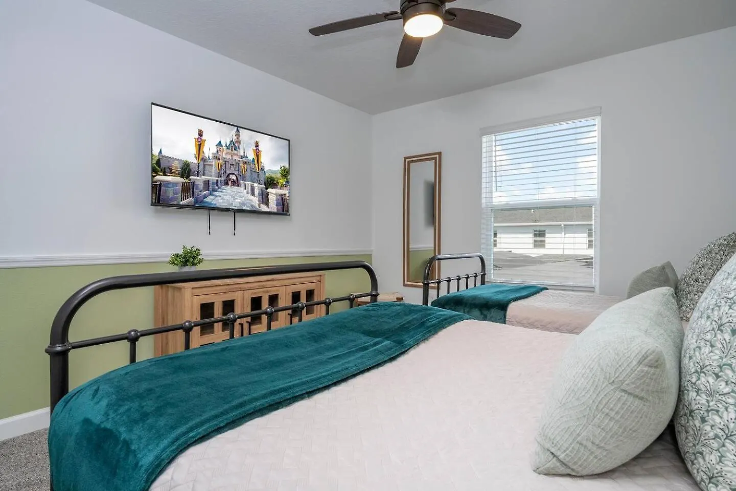 Luxury Near Storey 2568 Holiday home *
