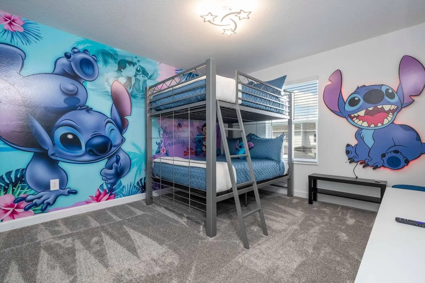 Luxury Near Storey 2568 Holiday home Kissimmee