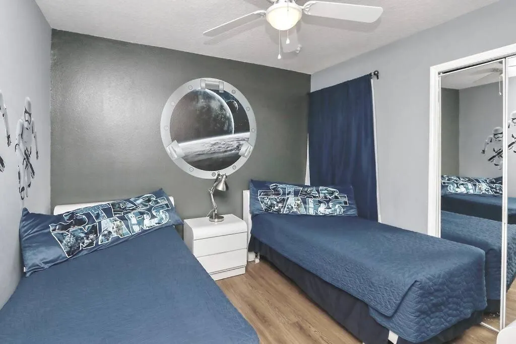 펜션 Fabulous New Decor, Near Dis, Fireplace, Star Wars Children's Br, Next To Pool, Rates! 키시미