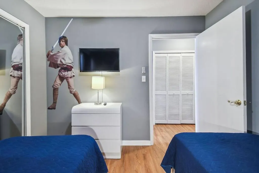 Fabulous New Decor, Near Dis, Fireplace, Star Wars Children's Br, Next To Pool, Rates! 펜션