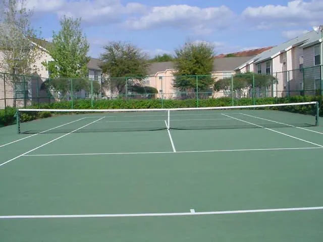 Ferienhaus Spectacular, New Professional Decor, Near Dis, No Steps, Pool, Patio, Rates! Kissimmee