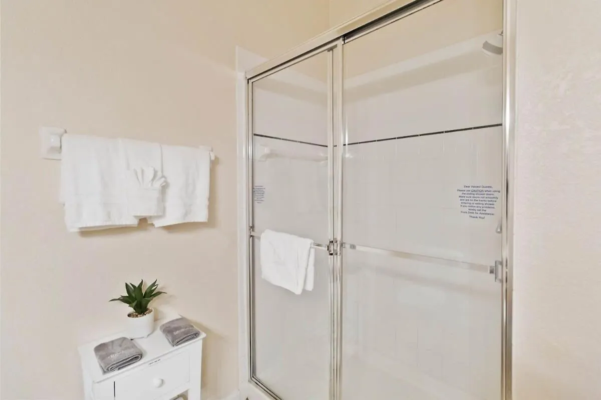Fully Upgraded 3br On Ground Floor بيت للعطل