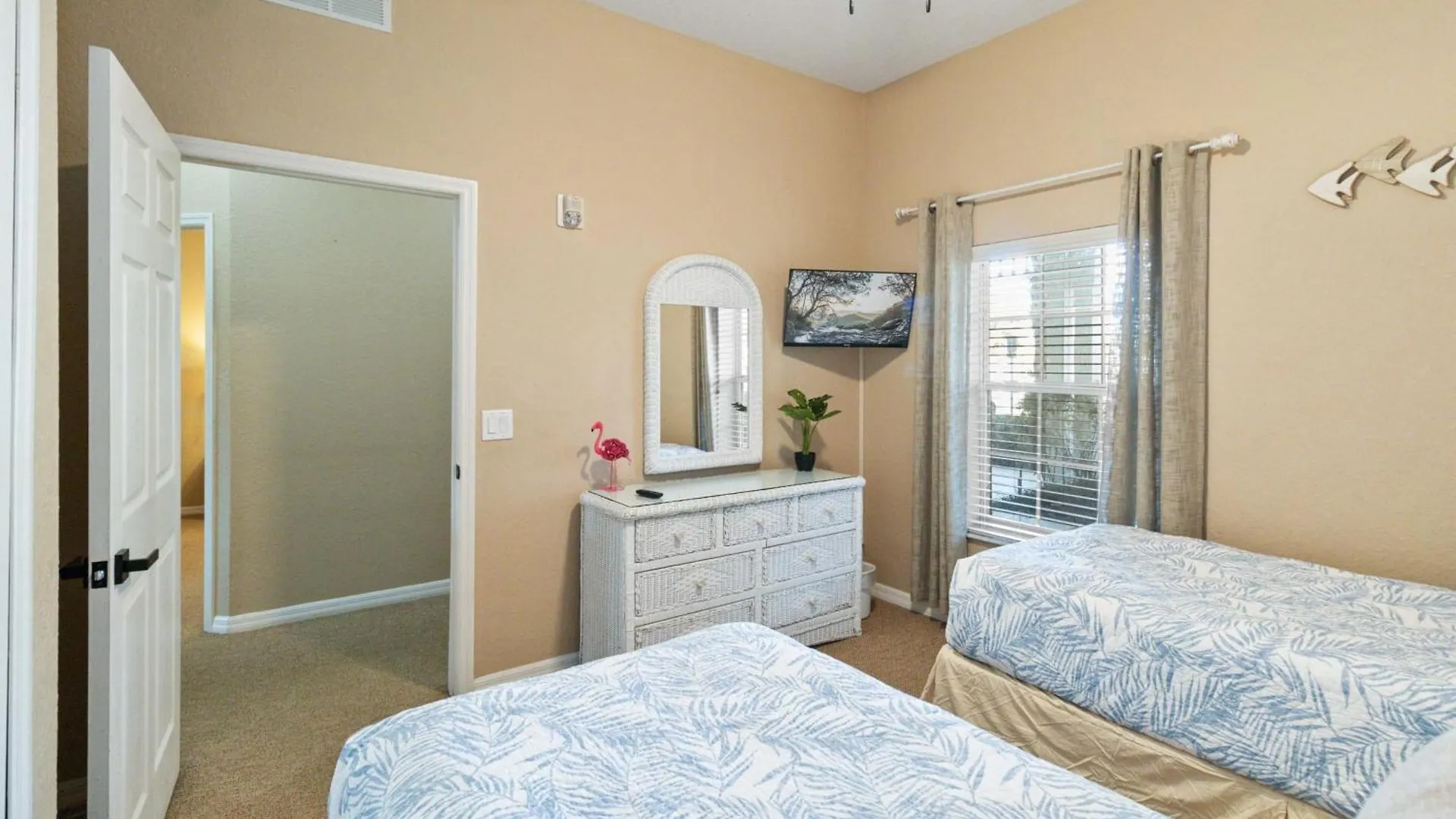 First Floor Style Unit With View In Bahama Bay Holiday home