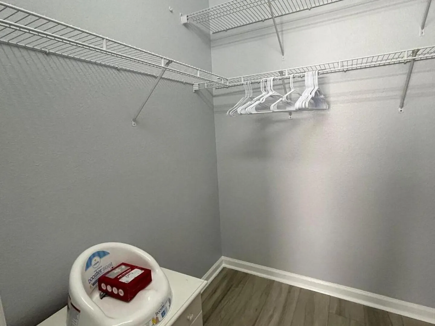 Stunning 3 Bedroom Renovated 2024 Διαμέρισμα *