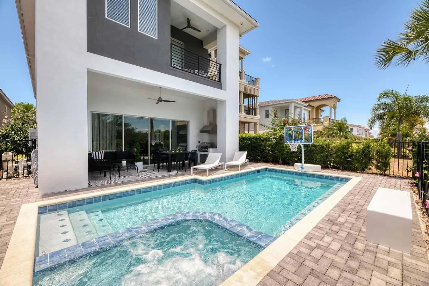 Tatil Evi Modern 7 Bdrm With Games At Reunion *