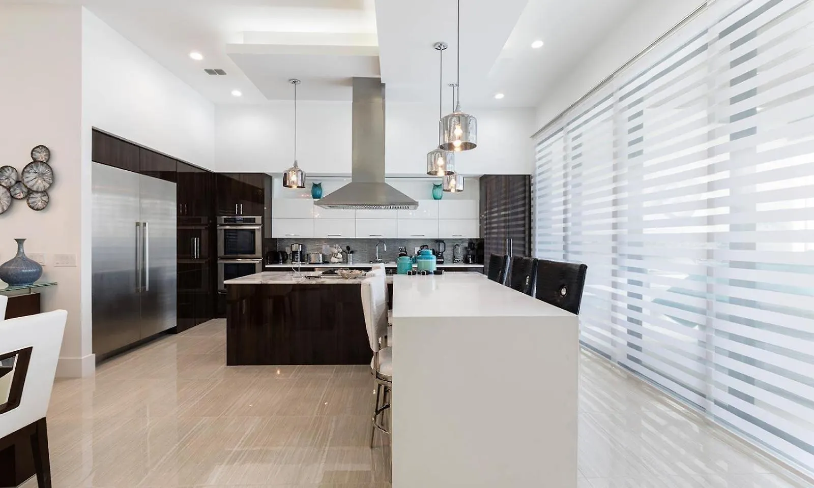 Casa de Férias Bright Chic 7 Bdrm Oasis With Private Pool And At Reunion *