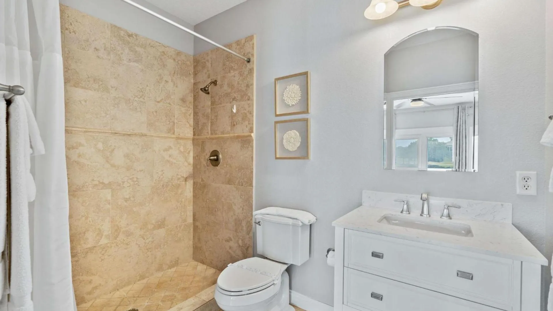 Polished 5 Bdrm With Theater At Reunion * Kissimmee