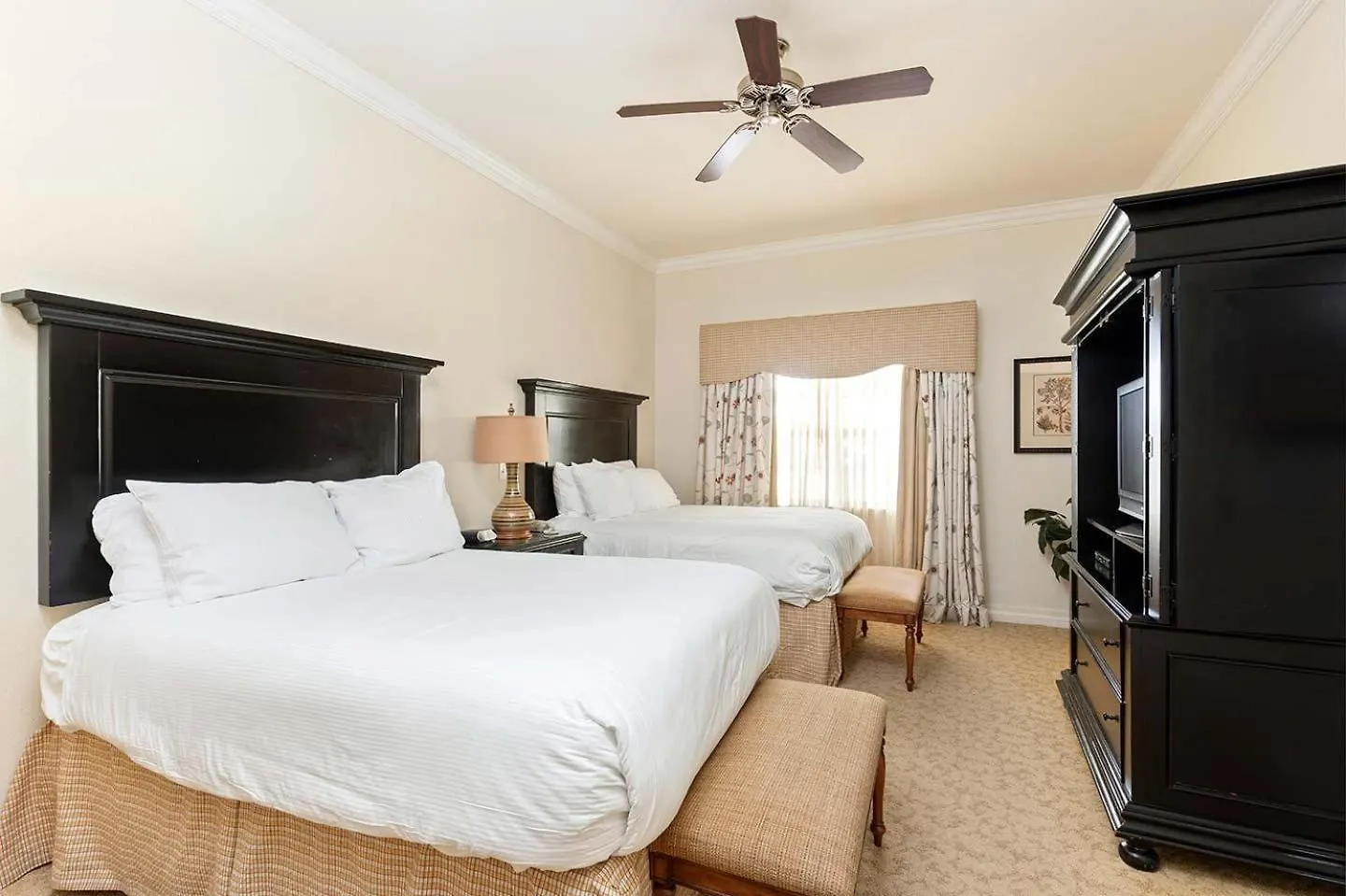 W398 - Ideal With Golf Course Views At Reunion Holiday home