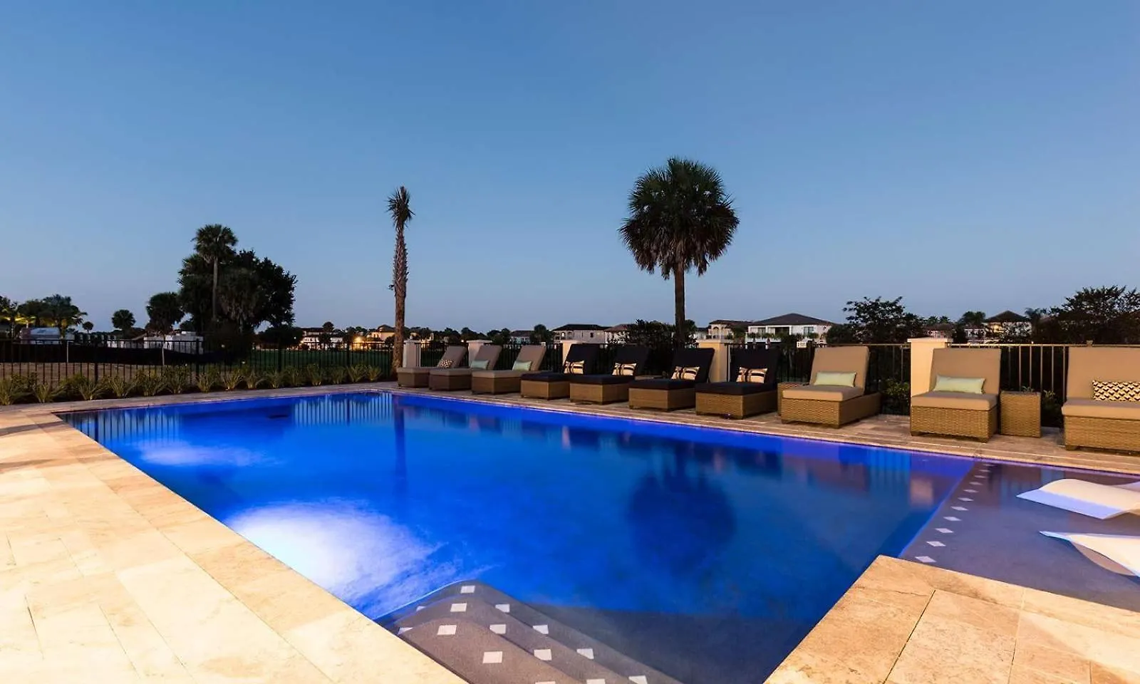 Luxurious 9 Bedroom Oasis At Reunion Сasa de vacaciones *