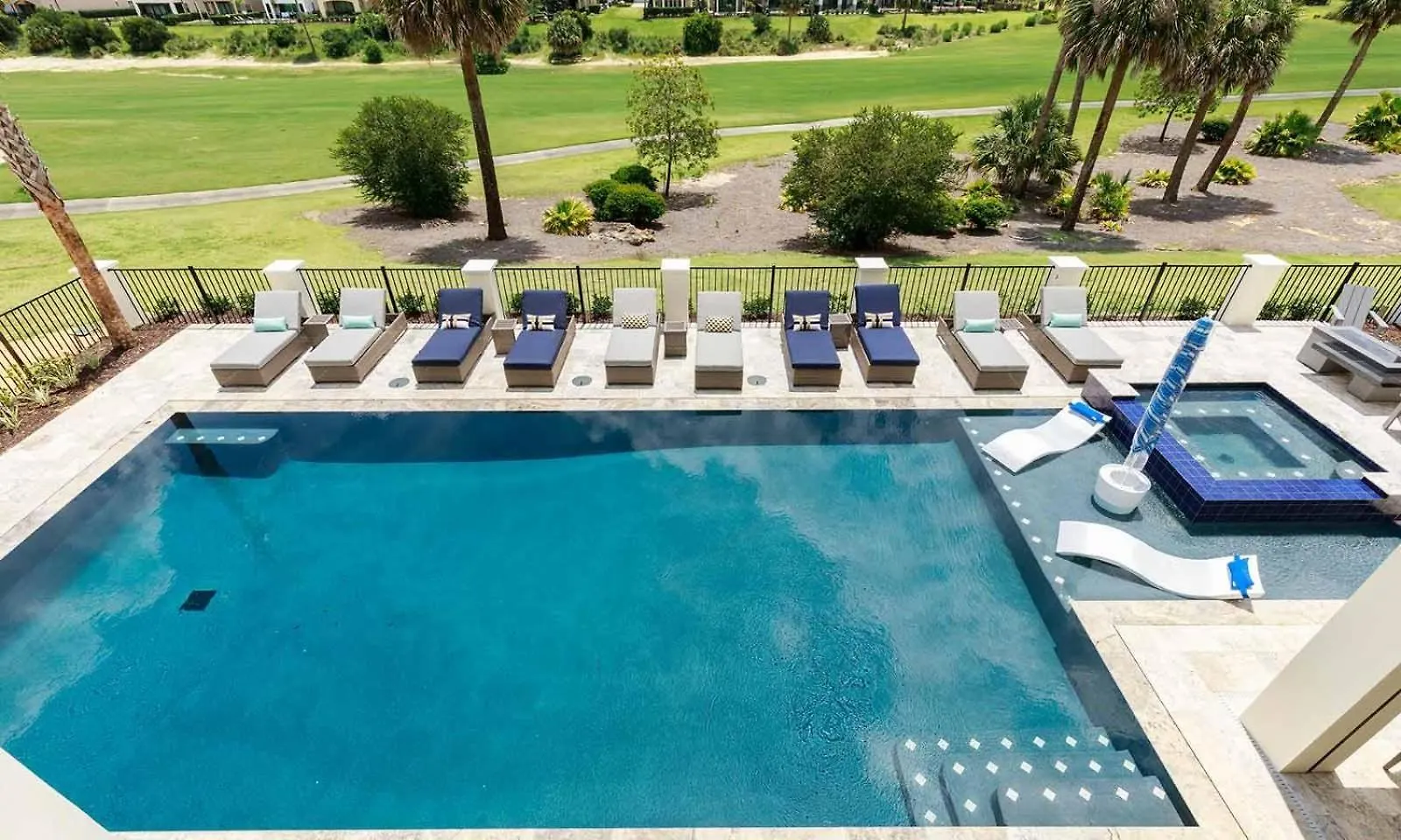 Luxurious 9 Bedroom Oasis At Reunion Сasa de vacaciones