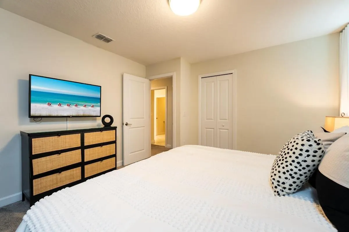 Vila Spacious 8br By World W Private Pool