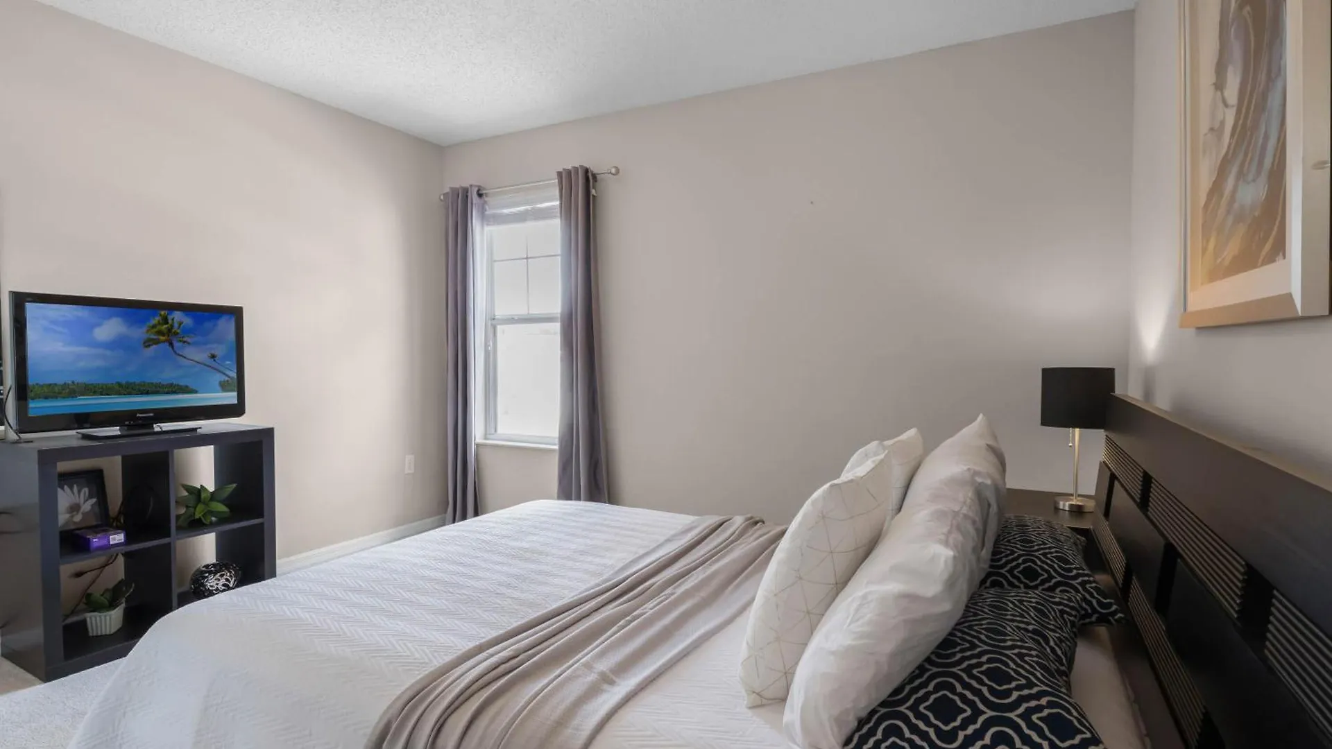 6 Bedrooms- 3,5 Bathrooms- Berkley 4700 Pl 別荘 キシミー