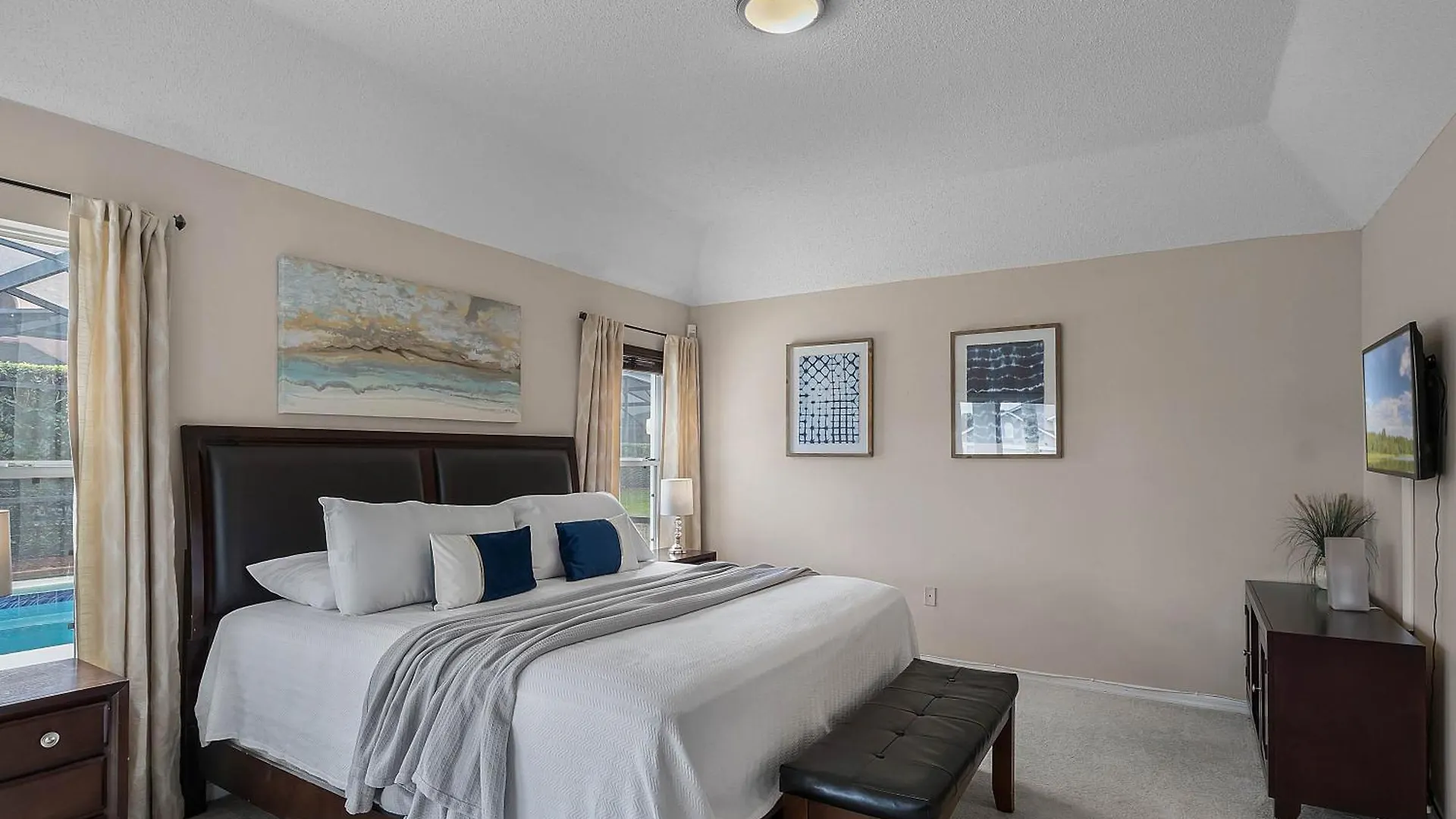 6 Bedrooms- 3,5 Bathrooms- Berkley 4700 Pl キシミー