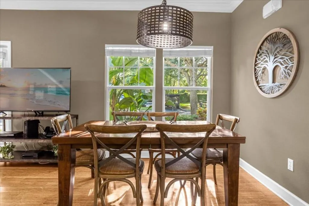 4 Bedrooms - 3 Bathrooms - Lucaya Village 1-105 * Kissimmee