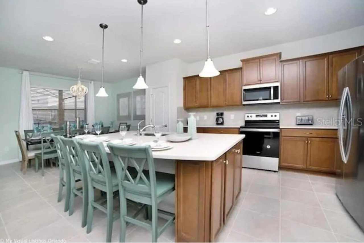 5 Bedroom 4 Bathroom Windsor At Westside 8933pw 度假居 *