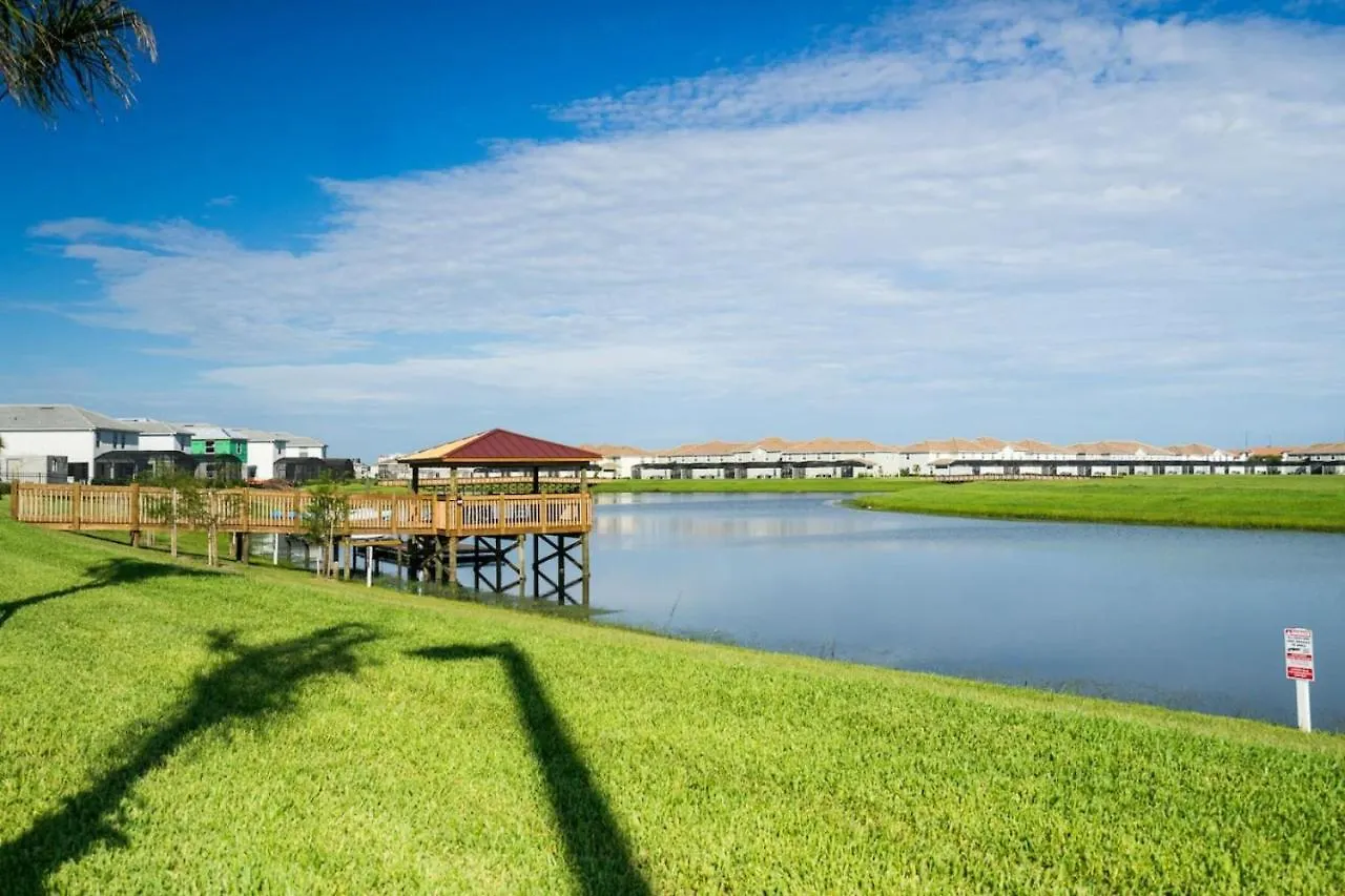 5 Bedroom 5 Bathroom Storey 4760kc Holiday home *