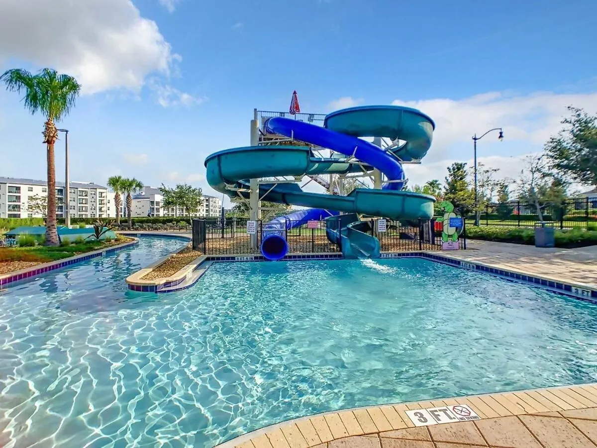 Terrific Thematic Lakeview 2b With 2 Clubhouses * Kissimmee