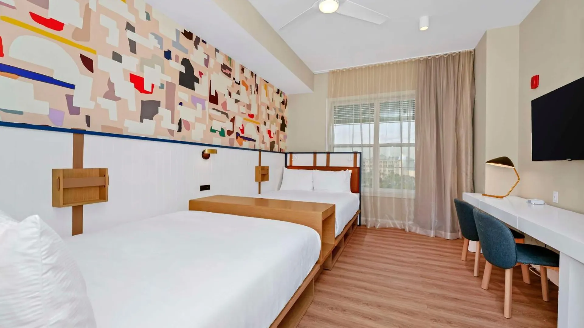 Embassy By Hilton Orlando Sunset Walk 4* 基西米