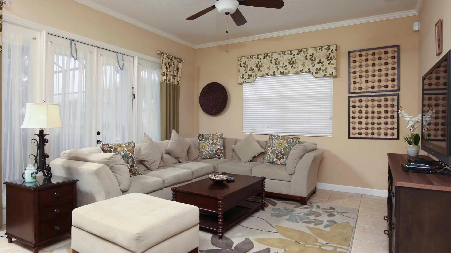 Villa Luxury 5 Bedrooms Minutes From In The Reunion *