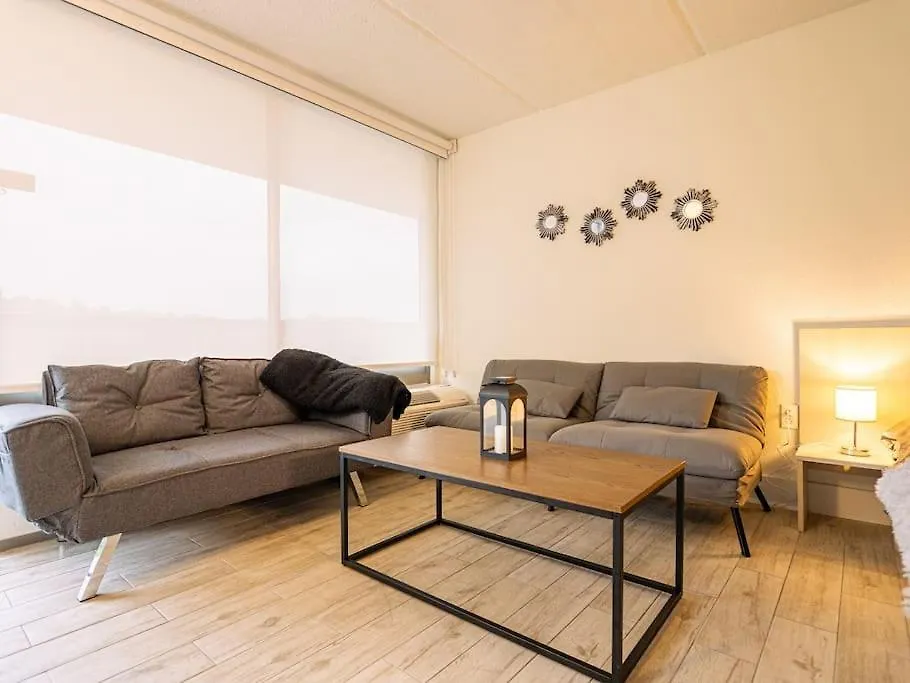 Next To 1br Retreat In Orlando With View *