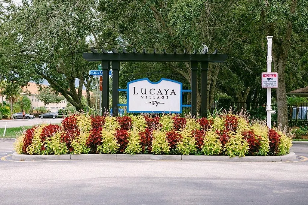4 Bedroom 3 Bathroom Lucaya Village 17-104 Holiday home