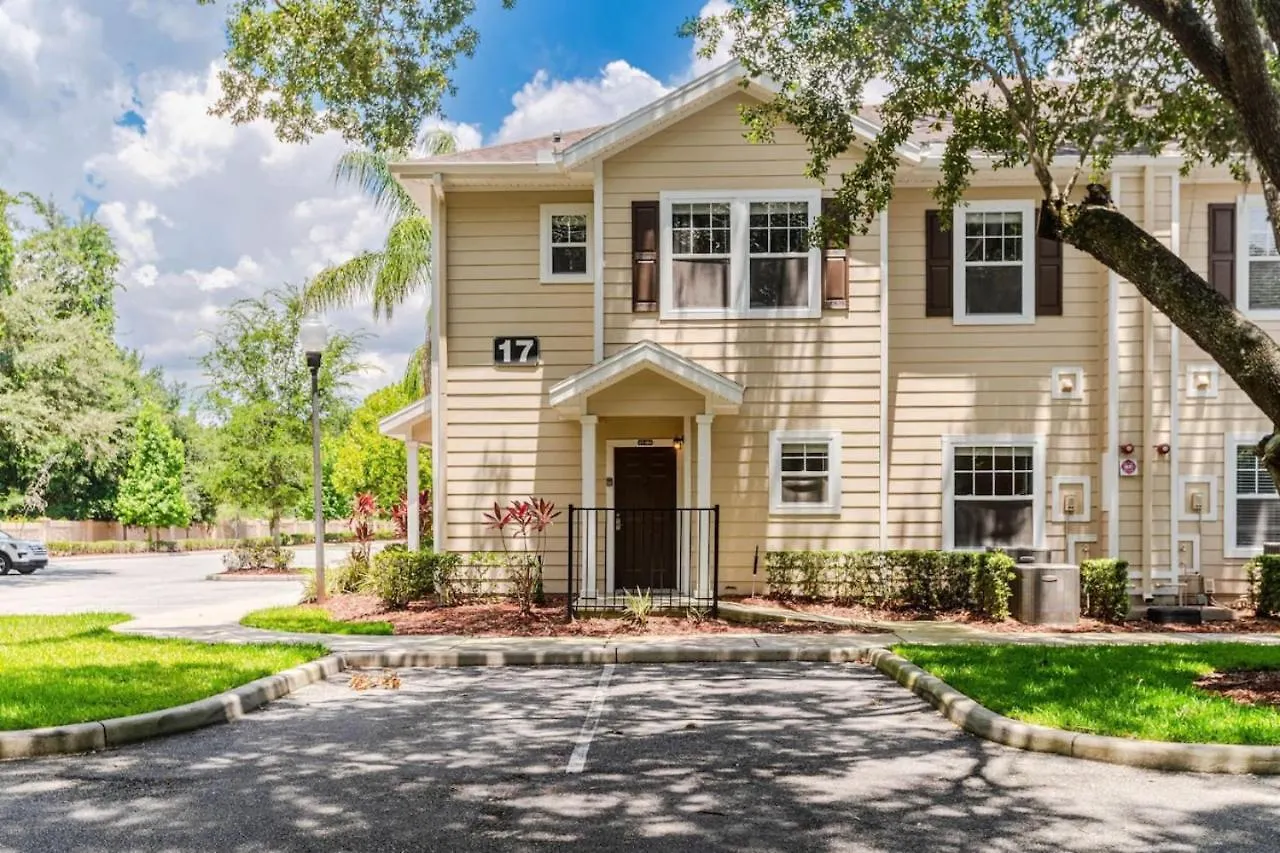 4 Bedroom 3 Bathroom Lucaya Village 17-104 Kissimmee