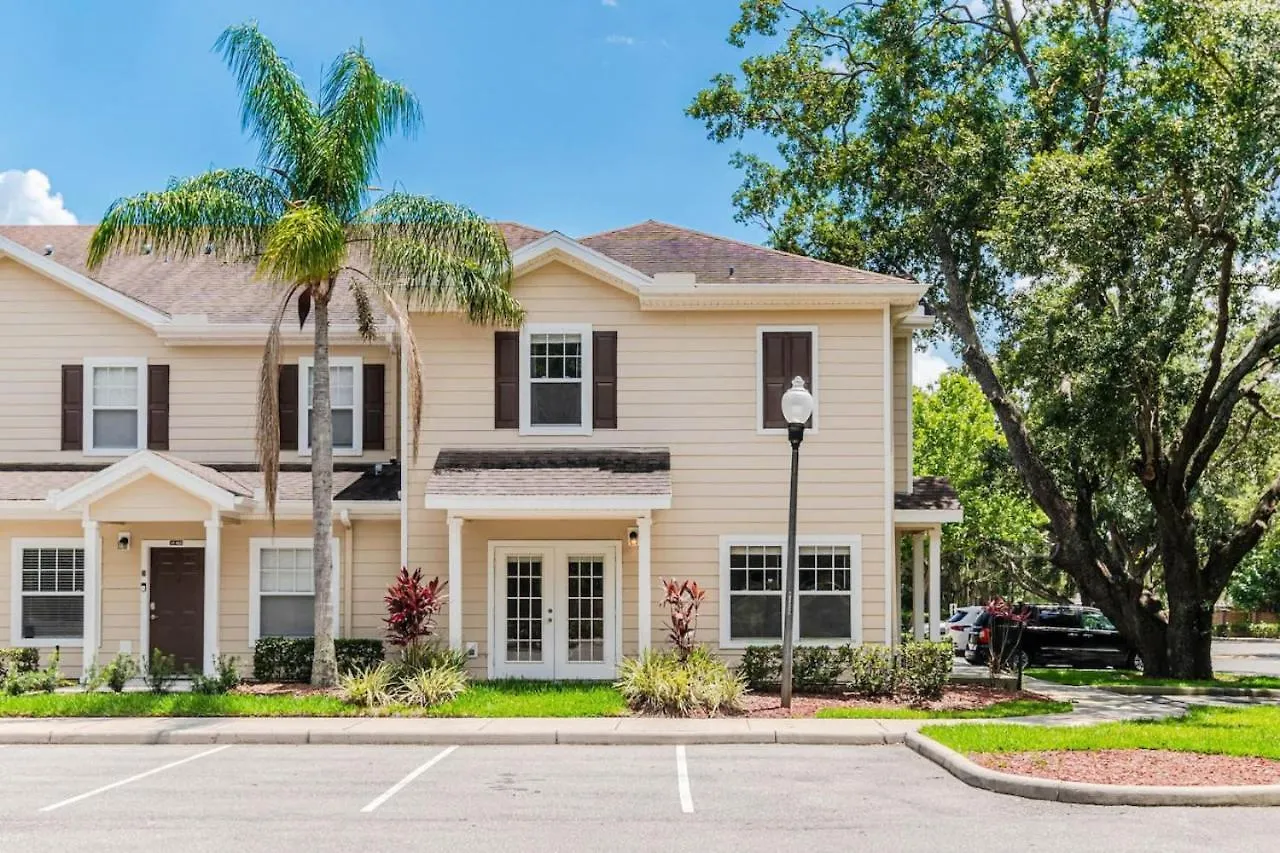 4 Bedroom 3 Bathroom Lucaya Village 17-104 Kissimmee