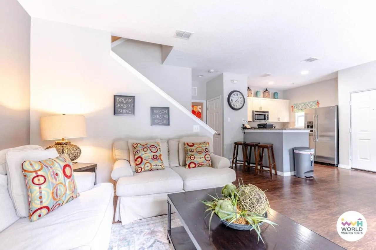 4 Bedroom 3 Bathroom Lucaya Village 17-104